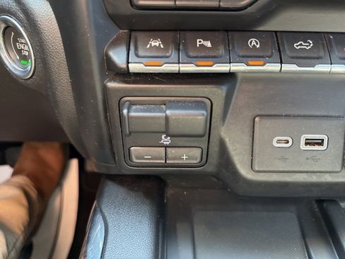 Used 2019 GMC Sierra 1500 Denali w/ Denali Ultimate Package image 45