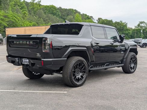 Used 2025 GMC Hummer EV 2X AWD/4WD image 9