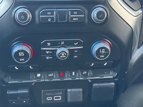 Used 2023 Chevrolet Silverado 2500 LT w/ Convenience Package image 20