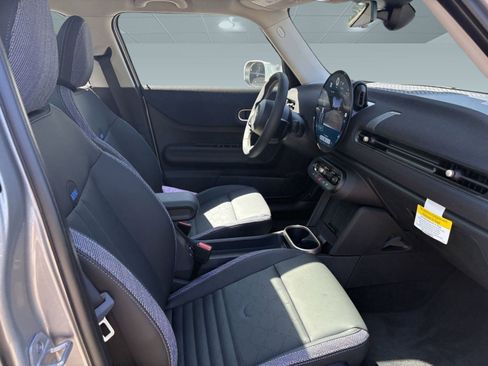 New 2025 MINI Cooper S image 25