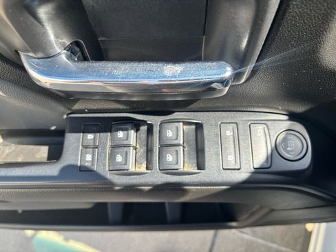 Used 2019 GMC Sierra 3500 4x4 Crew Cab image 24