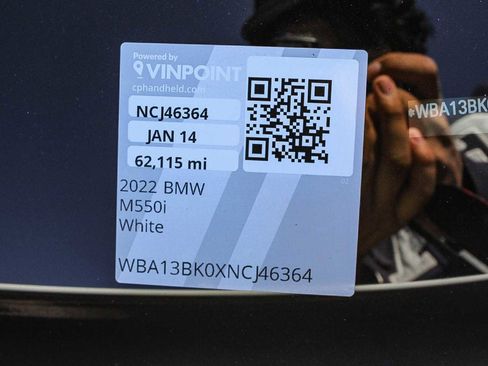 Used 2022 BMW M550i xDrive w/ Premium Package image 27