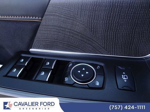 Used 2024 Ford F350 Platinum AWD/4WD image 19