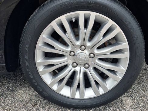 Used 2013 Chrysler 200 Limited FWD image 20
