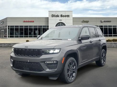 New 2025 Jeep Grand Cherokee Limited image 2