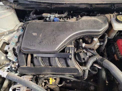 Used 2019 Nissan Rogue Sport S FWD image 30