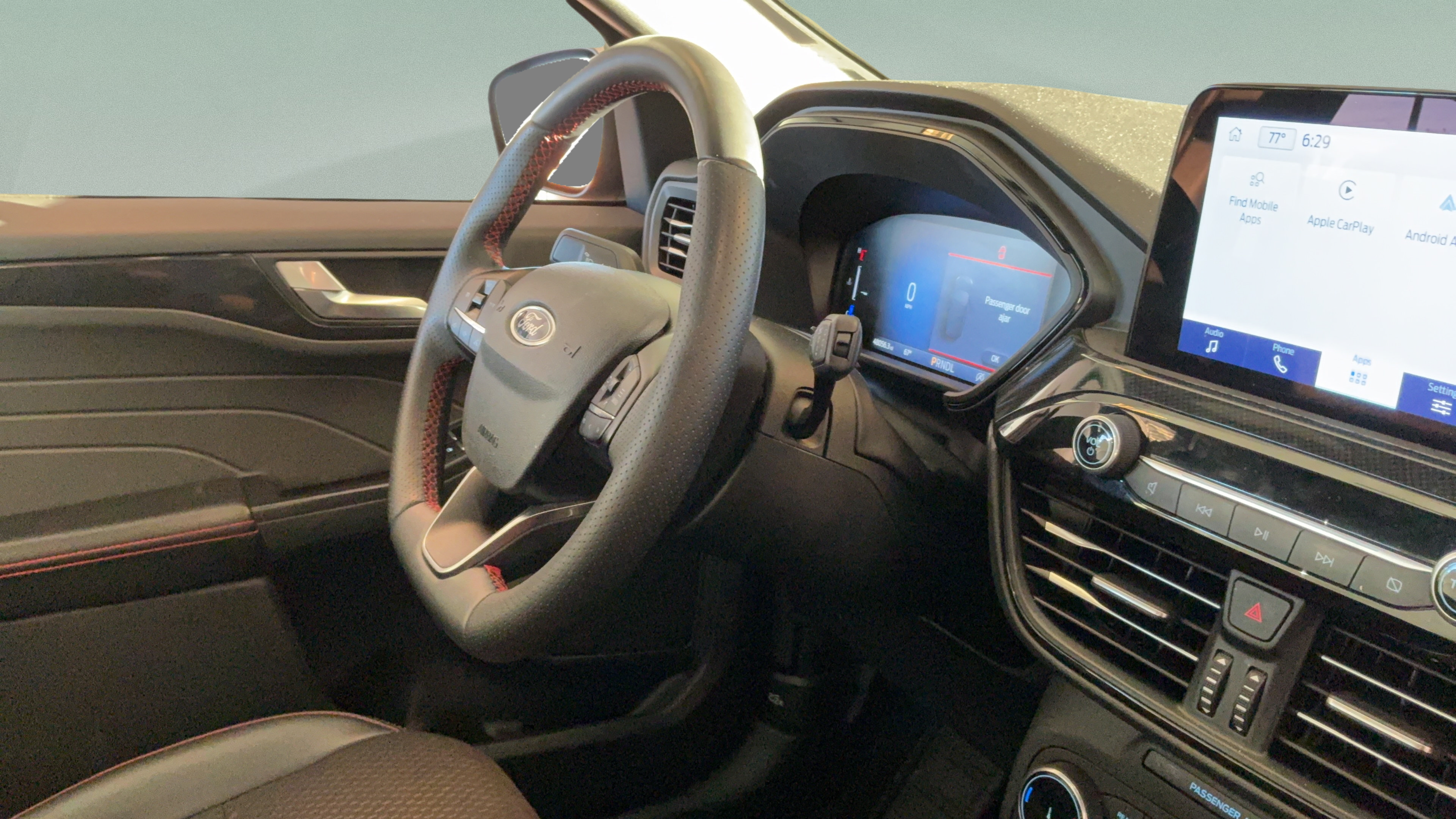 Used 2025 Ford Escape ST-Line Select AWD/4WD image 50