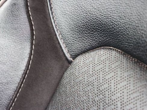 Used 2019 RAM 1500 Laramie image 54