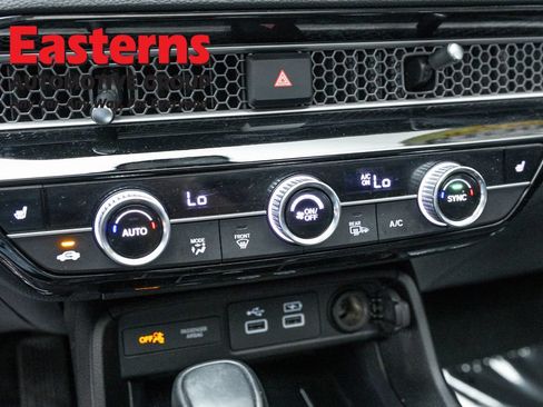 Used 2024 Honda Civic Touring image 19