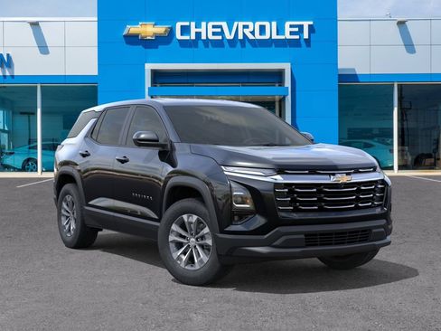 Used 2026 Chevrolet Equinox LT w/ Safety and Technology Package AWD/4WD image 8