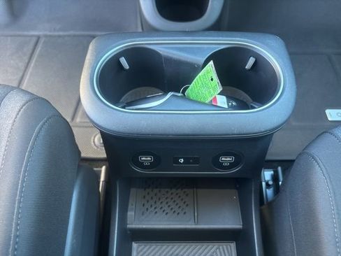 Used 2024 Hyundai Ioniq 5 SEL image 28