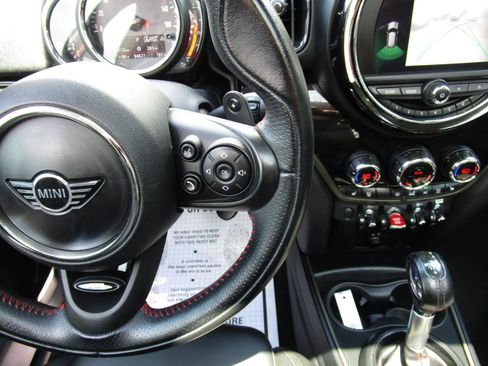 Used 2019 MINI Cooper Countryman S w/ Premium Package FWD image 13