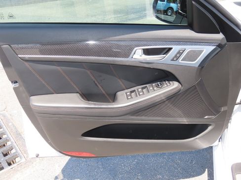 Used 2018 Genesis G80 3.3T Sport RWD image 25