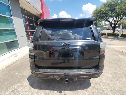 Used 2019 Toyota 4Runner Limited RWD image 5