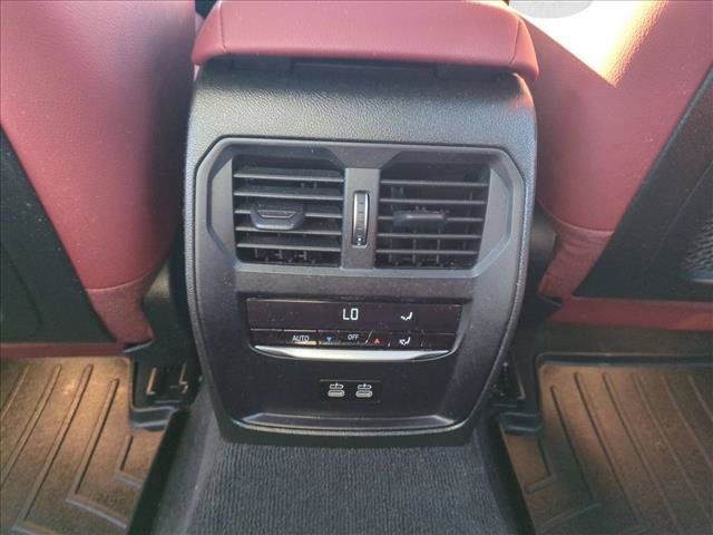 Used 2022 BMW 330e w/ Convenience Package RWD image 15