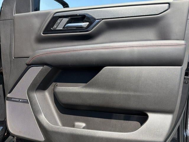 Used 2025 GMC Yukon AT4 Ultimate AWD/4WD image 14