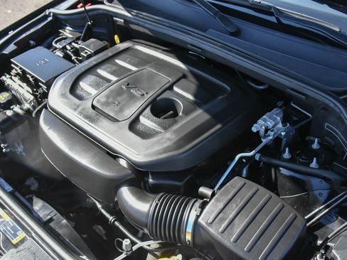 Used 2021 Jeep Grand Cherokee Laredo image 43