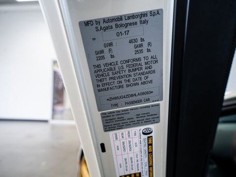 Used 2017 Lamborghini Aventador S image 63