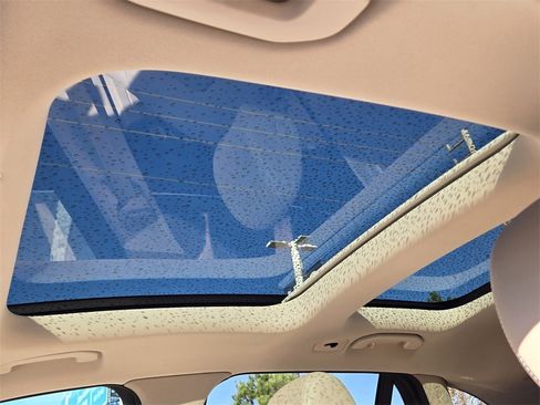 Used 2021 Mercedes-Benz GLC 300 GLC 300 image 12