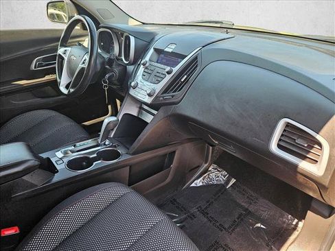 Used 2010 Chevrolet Equinox LT w/ Vehicle Interface Package FWD image 15