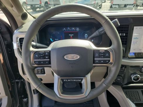 New 2026 Ford F250 Platinum w/ Platinum Plus Package AWD/4WD image 28