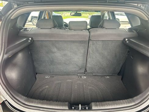 Used 2012 Hyundai Accent SE FWD image 16