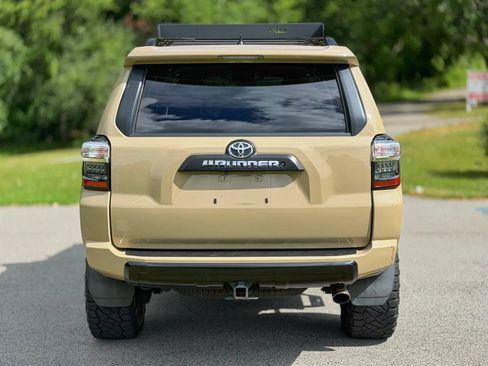 Used 2016 Toyota 4Runner TRD Pro AWD/4WD image 14