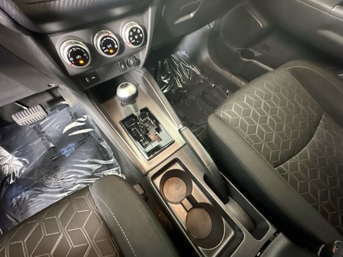 Used 2024 Mitsubishi Outlander Sport LE image 21