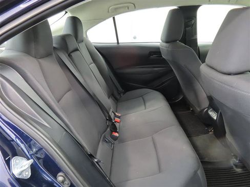 Used 2025 Toyota Corolla LE FWD image 27