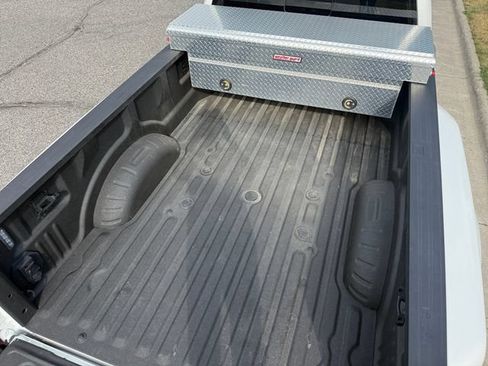 Certified 2025 Ford F450 Platinum w/ Platinum Plus Package AWD/4WD image 23