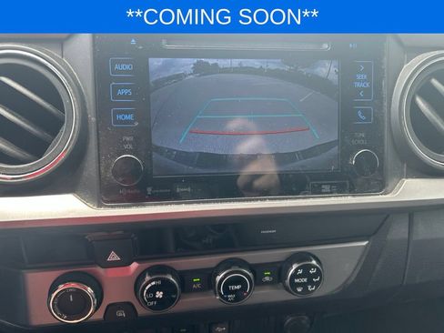 Used 2017 Toyota Tacoma SR5 w/ Tow Package AWD/4WD image 13