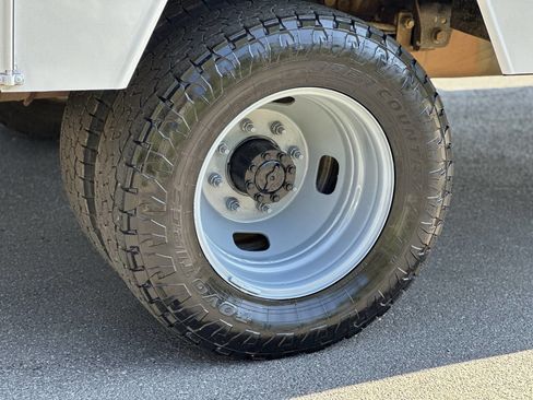 Used 2015 Ford F350 XL w/ Power Equipment Group image 10