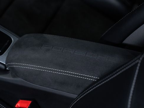 Used 2018 Porsche 911 GT3 image 48