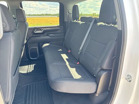 Used 2025 Chevrolet Silverado 2500 LT w/ Convenience Package AWD/4WD image 21