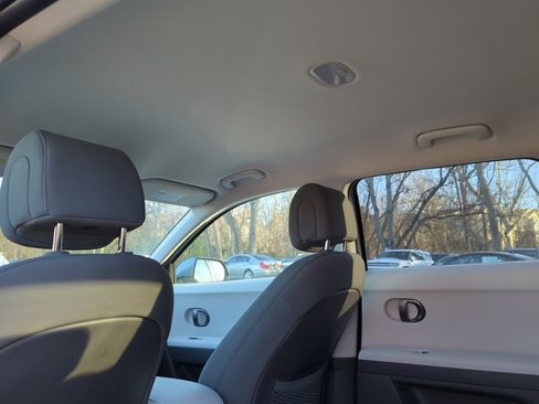 Certified 2026 Hyundai Ioniq 5 SE image 16