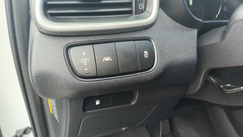 Used 2017 Kia Sorento FWD w/ LX Convenience Package image 15