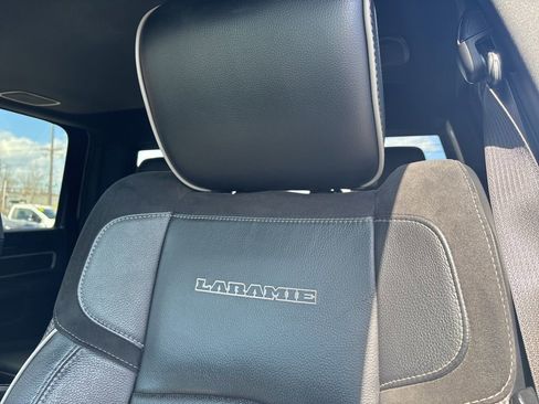Used 2019 RAM 2500 Laramie w/ Night Edition image 15