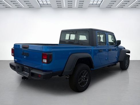 New 2026 Jeep Gladiator Sport AWD/4WD image 3