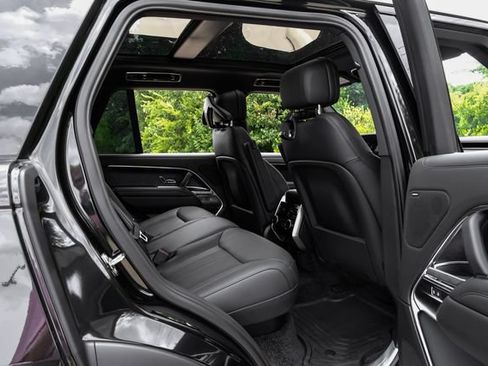 New 2026 Land Rover Range Rover SE AWD/4WD image 46