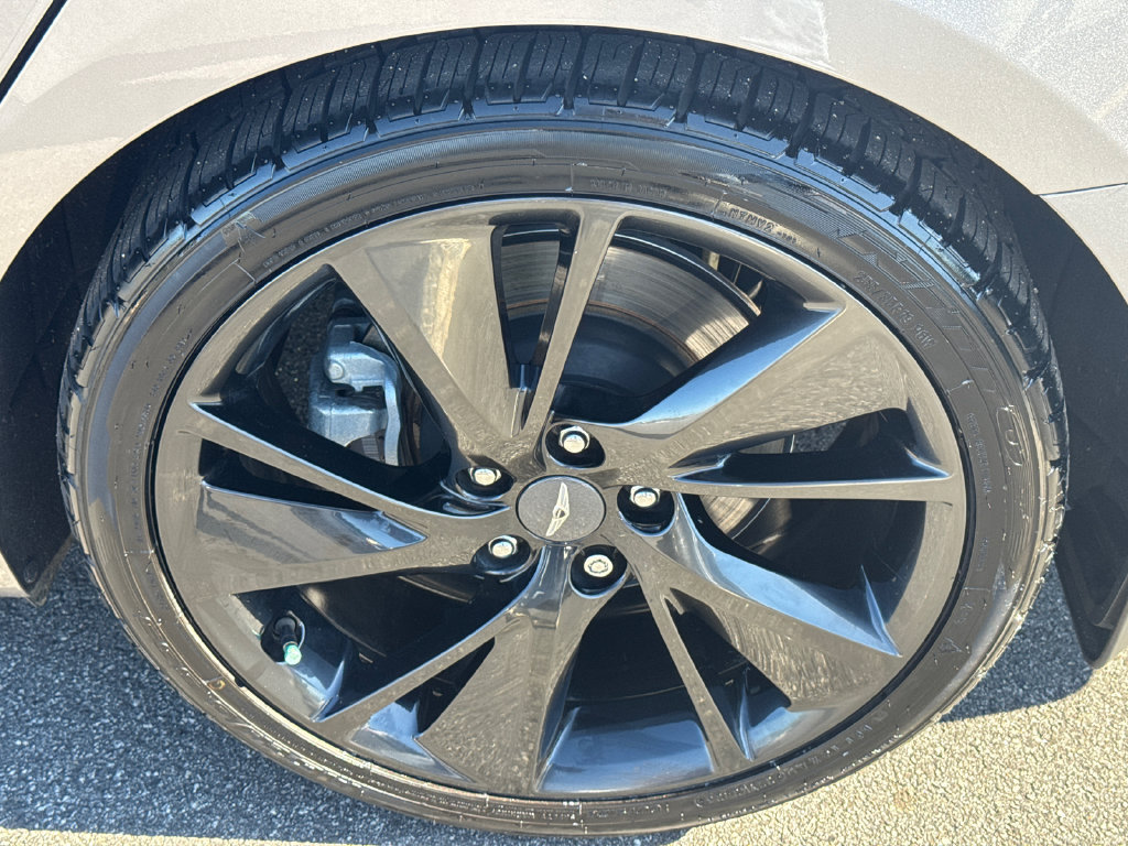 Used 2023 Genesis G70 2.0T w/ Sport Prestige Package RWD image 19