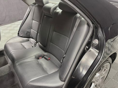 Used 2003 Lexus IS 300 RWD image 34