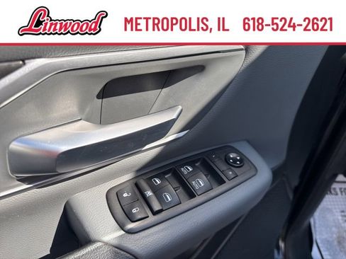 Used 2021 RAM 1500 Big Horn image 13