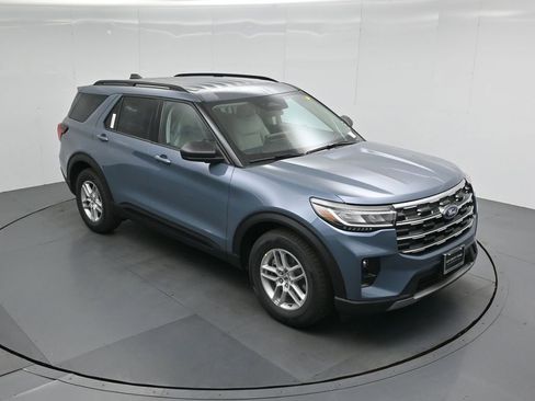 New 2026 Ford Explorer Active w/ Active Comfort Package image 36