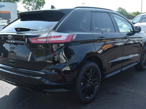 Certified 2023 Ford Edge ST-Line AWD/4WD image 6