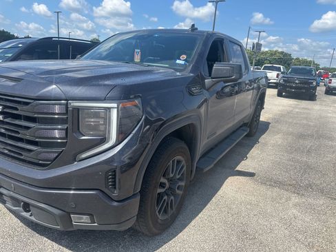 Used 2025 GMC Sierra 1500 Elevation w/ Elevation Premium Package AWD/4WD image 10