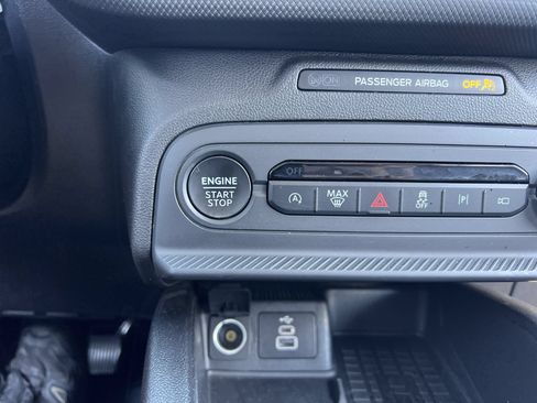 Certified 2025 Ford Bronco Sport Outer Banks w/ Outer Banks Tech Package+ AWD/4WD image 6