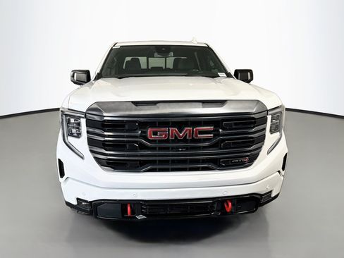 Used 2022 GMC Sierra 1500 AT4 w/ AT4 Premium Package AWD/4WD image 2