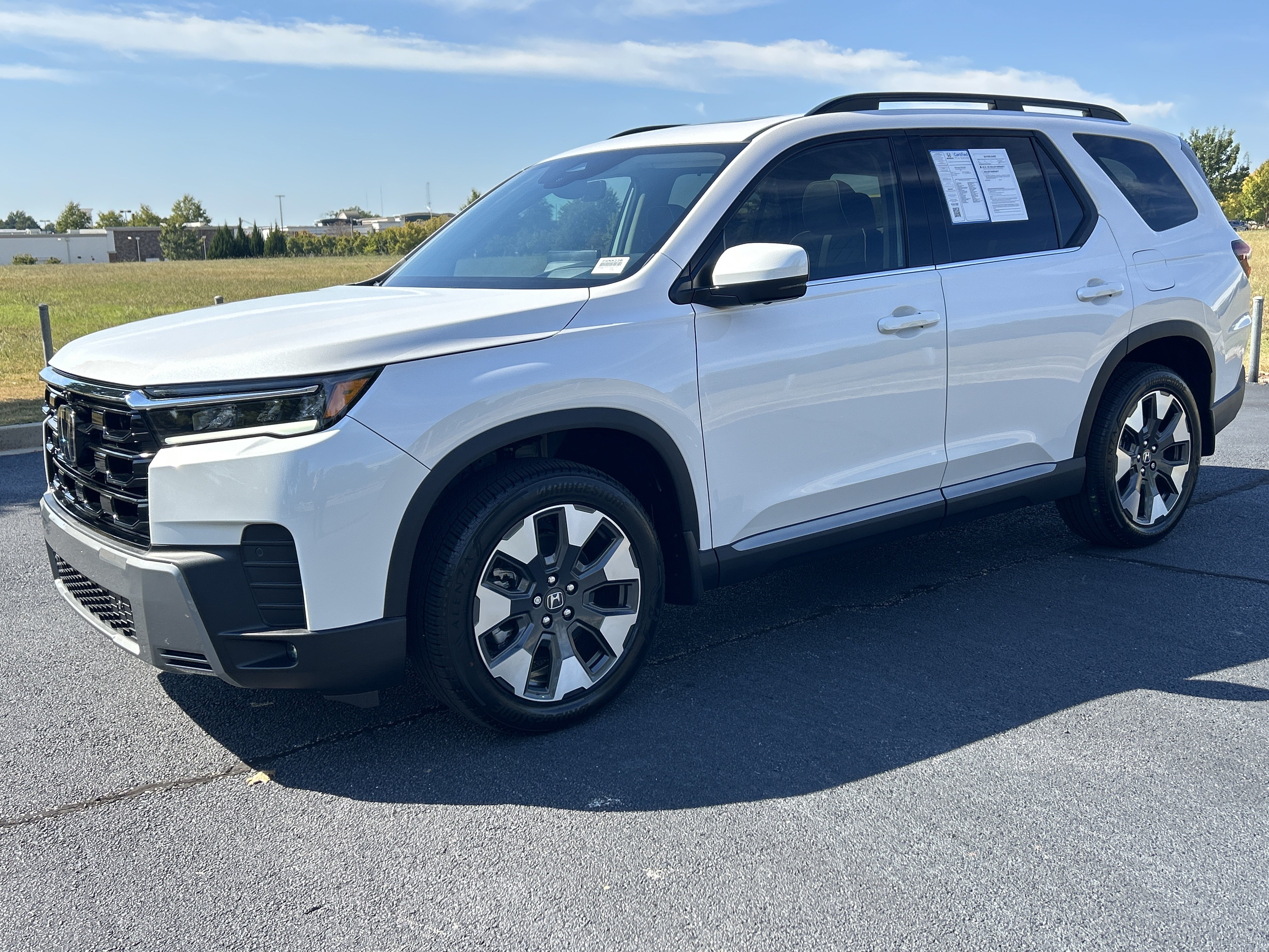 Used 2026 Honda Pilot Elite image 5
