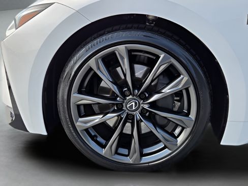 Used 2025 Lexus IS 350 F Sport w/ Accessory Package RWD image 33