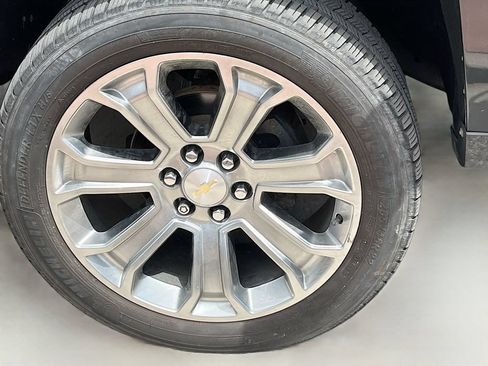 Used 2018 Chevrolet Silverado 1500 High Country AWD/4WD image 18